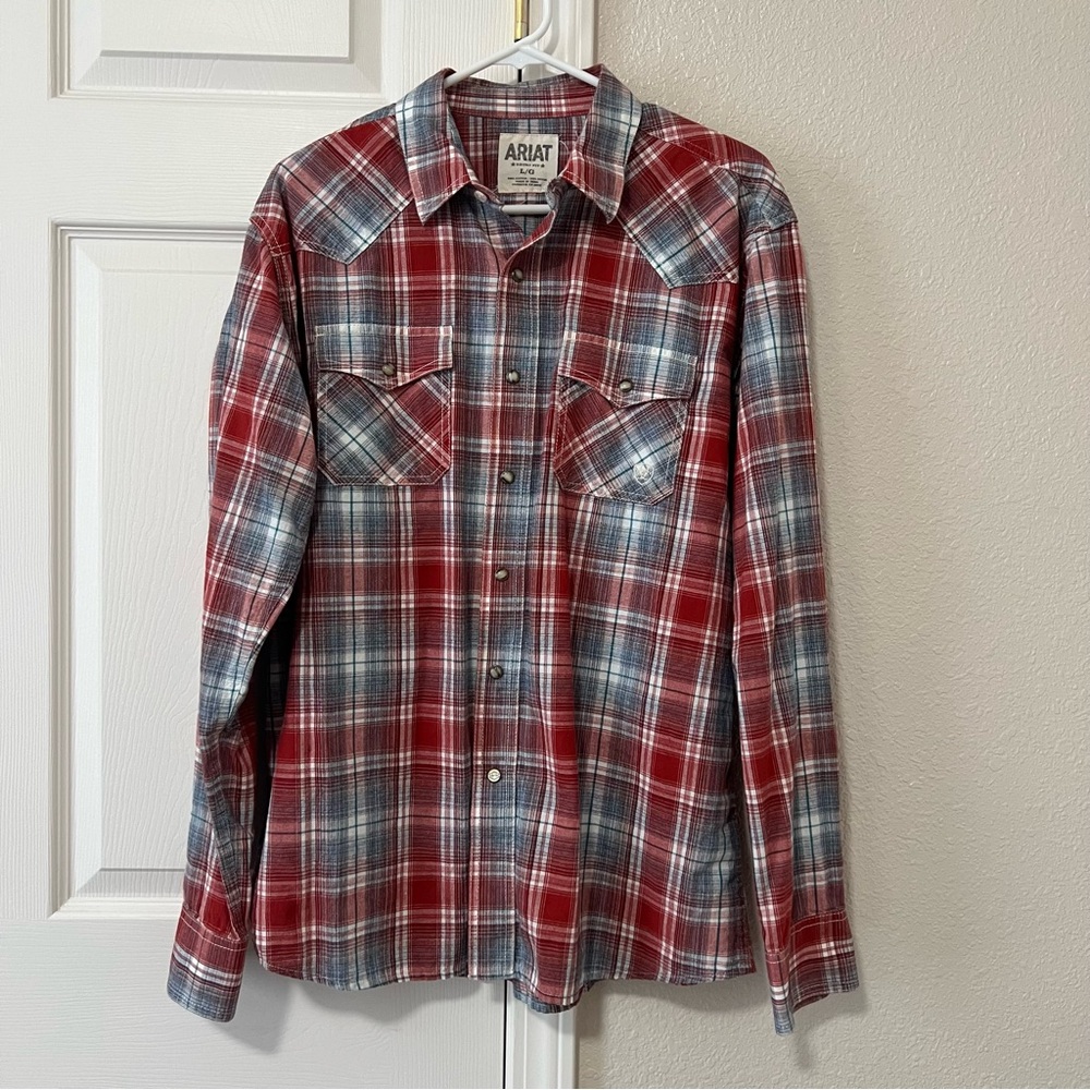Ariat Men's Red and Blue Plaid Button Down Shirt with Pearl Snaps - Large